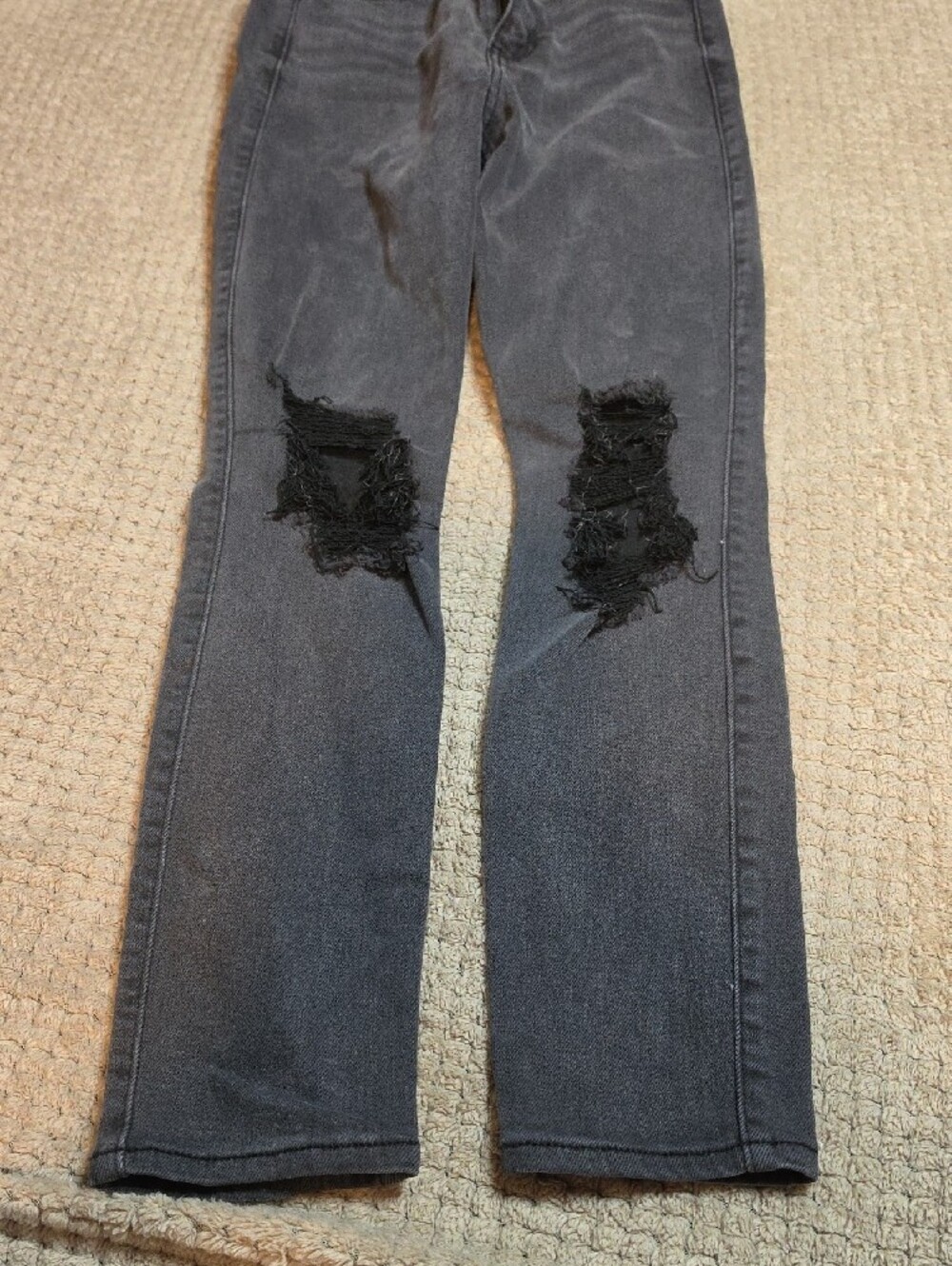 Hollister Gray Skinny Jeans - Picture 3 of 4